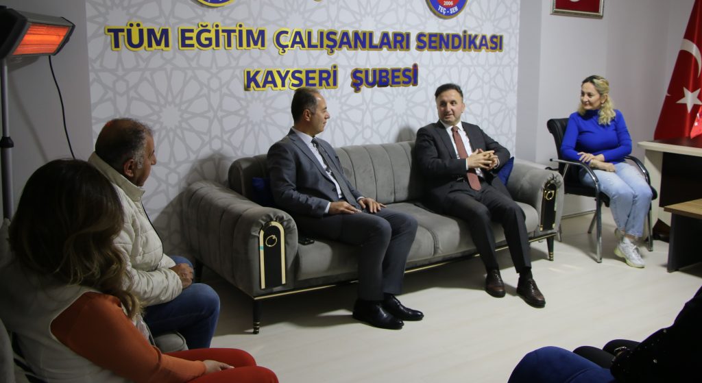 İl Milli Eğitim Müdürü Coşkun Esen Sendikamıza Ziyarette Bulundu